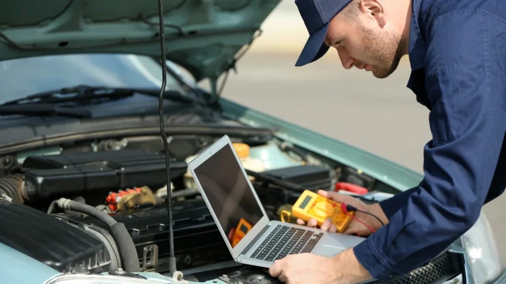 Car MOT checker free tool
